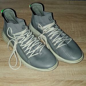 Men's  Ecco lace up leather shoe. EU.43 US 9.5